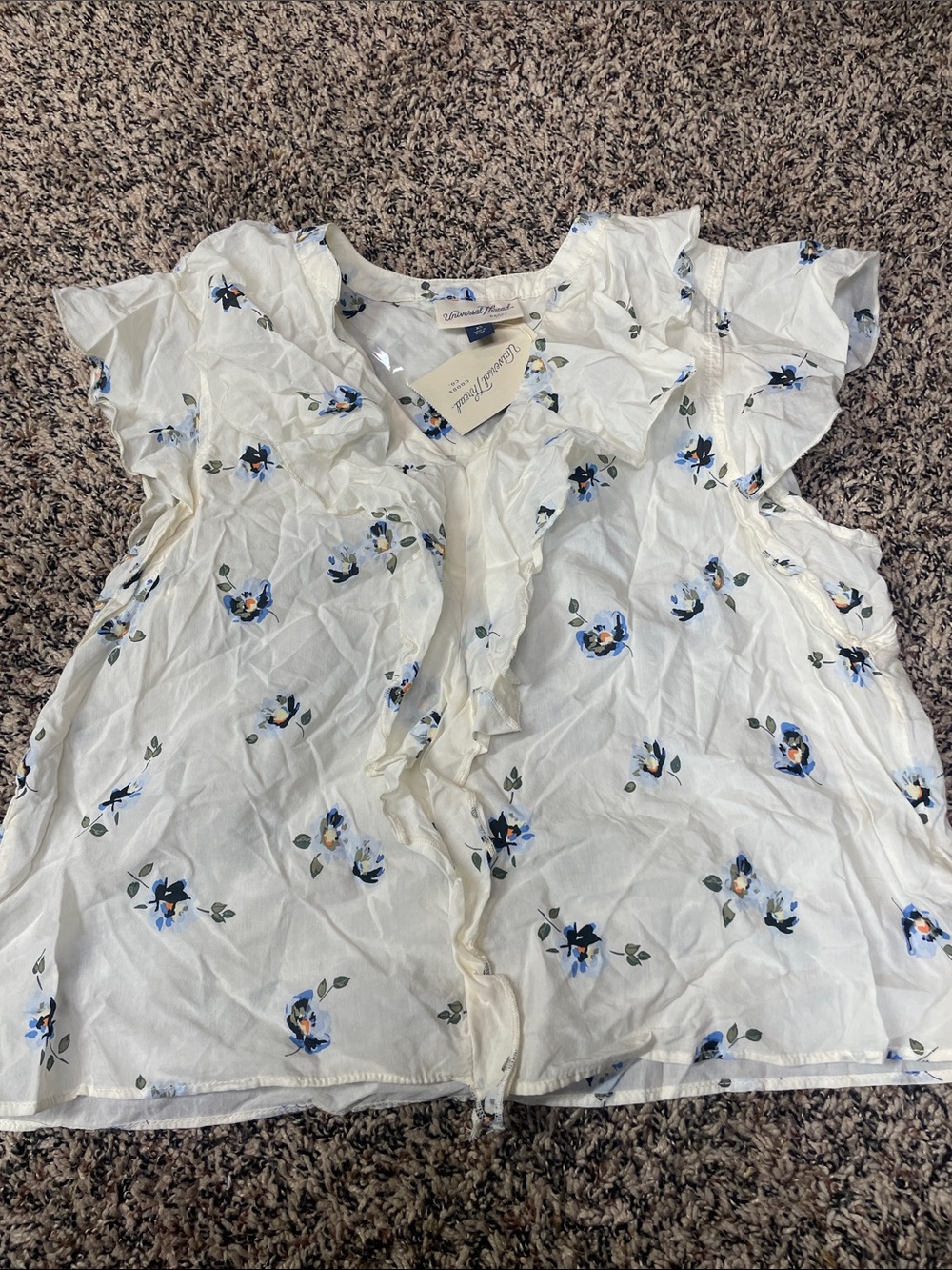 Universal Thread Cream Ruffle Floral V-Neck Blouse Bohemian XS | NWT